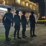 polisi-bersenjata-laras-panjang-mengamankan-tkp-ledakan-di-masjid-jember-1773694380489_169